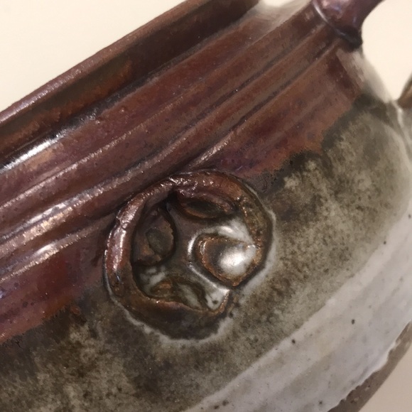 Stoneware Pottery Signed & Stamped Lidded Soup Tureen/Bean Pot - Picture 7 of 10